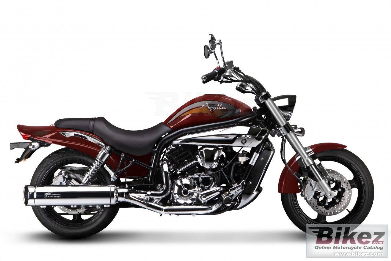 Big Hyosung gv 650 picture and wallpaper from Bikez.com